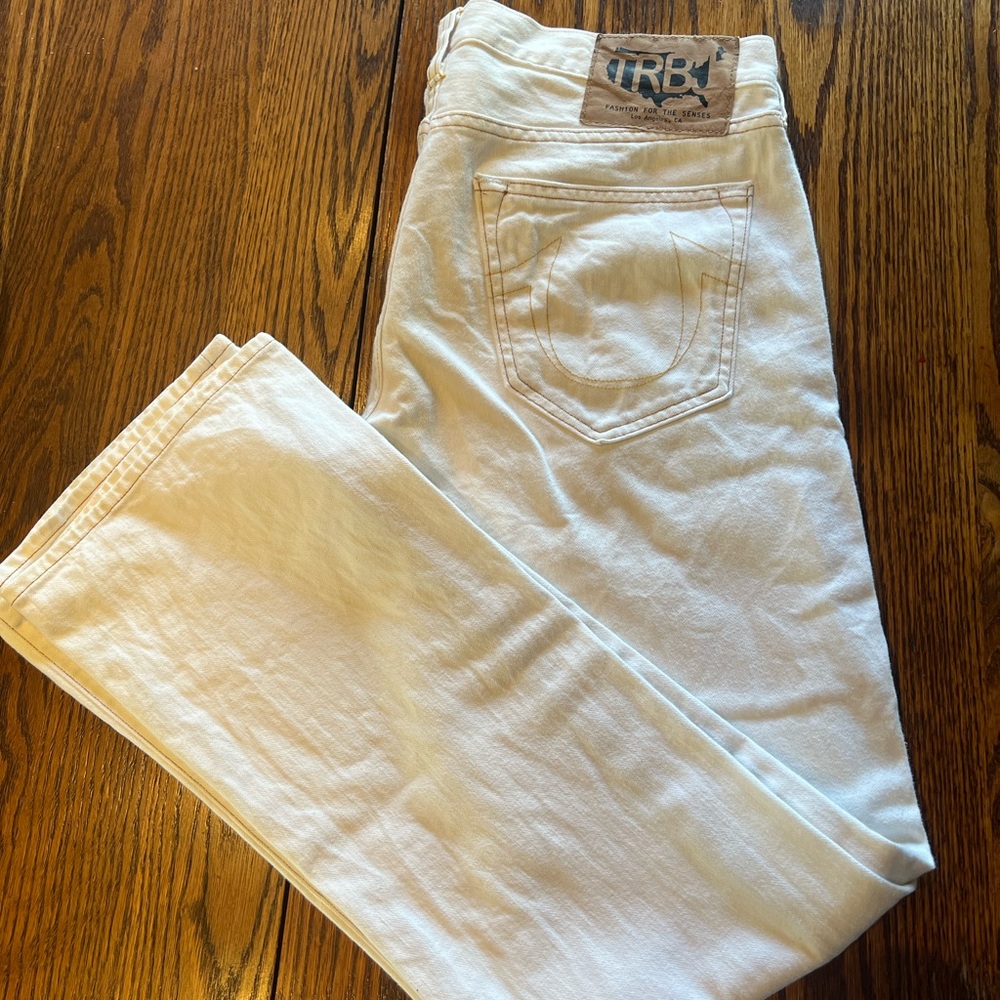 True Religion 112790 White Jeans Size 32 x 32 Button Fly